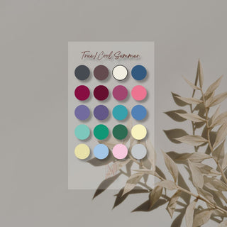 Detailed swatches on Clear Colour/color Sub-Season Card for seasonal color analysis which helps you identify flattering colors for your personal palette. a must-have tool for accurate personal color analysis and capsule wardrobe planning. Clear Colour/Color Sub-Season Card in a purse or on a shopping trip — portable color analysis guide to confidently choose the best shades while shopping. This one is True/Warm Autumn.